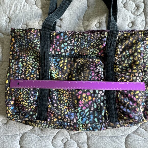 VOLCOM Reversible Oversized Canvas Tote Bag 24" Travel Weekend Beach Bag - Picture 3 of 11